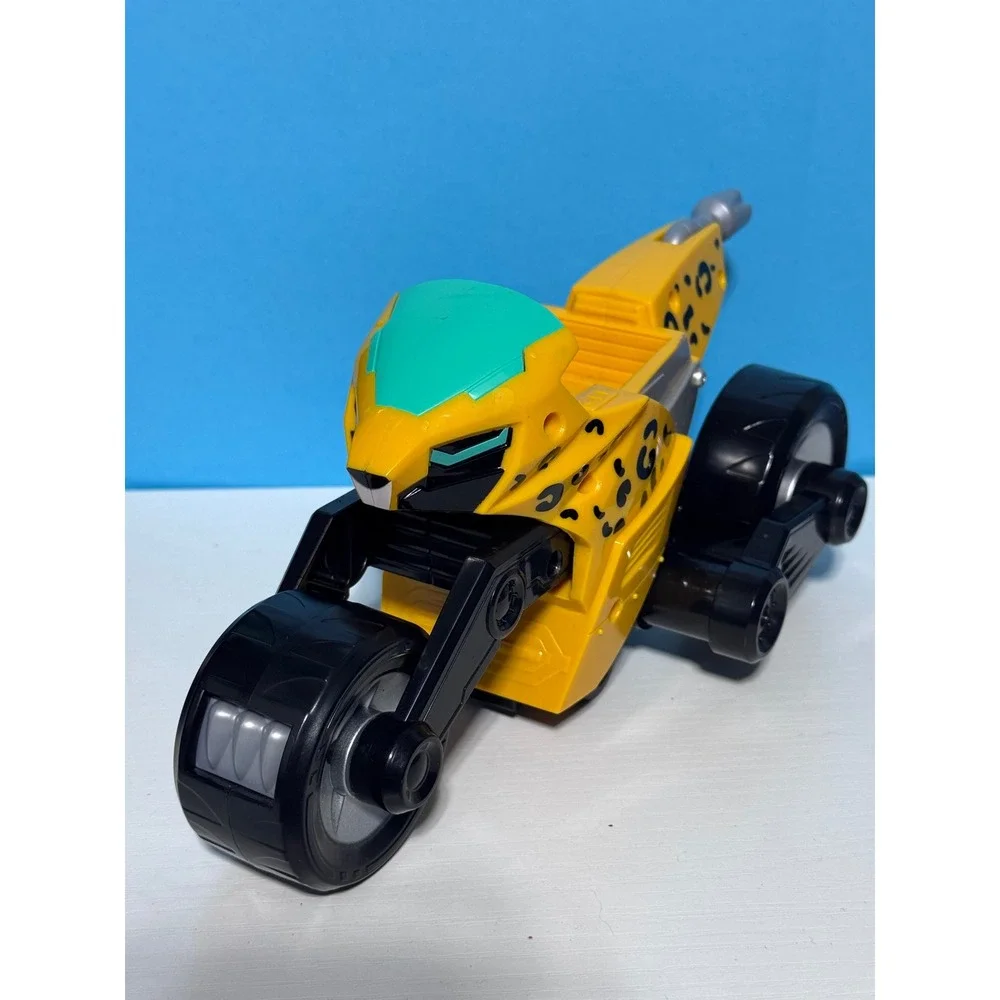 PAW Patrol Cat Pack Wild's Vehicle cheetah catpack